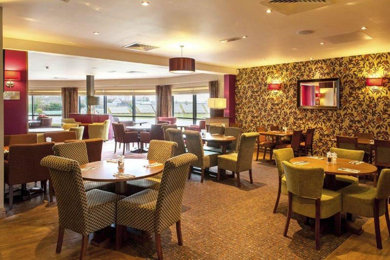 Premier Inn Worcester City Centre Bagian luar foto