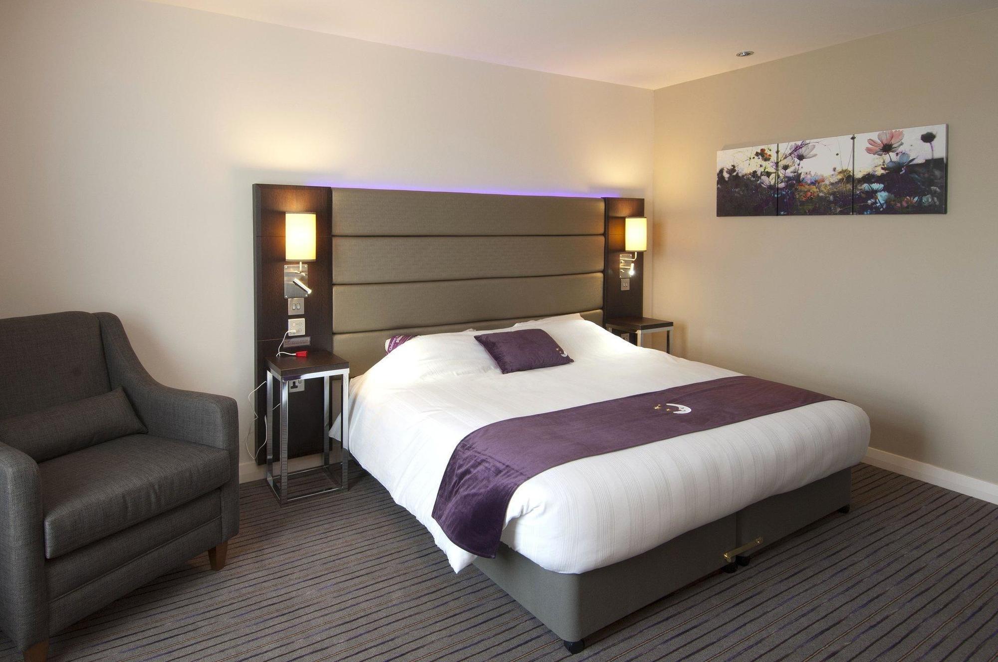 Premier Inn Worcester City Centre Bagian luar foto